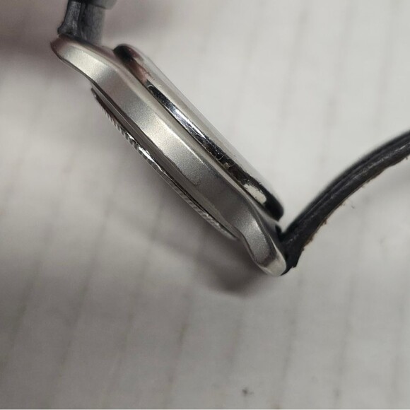 Vintage Victorinox Swiss Army Military Watch Silver Tone UNTESTED - Picture 5 of 8